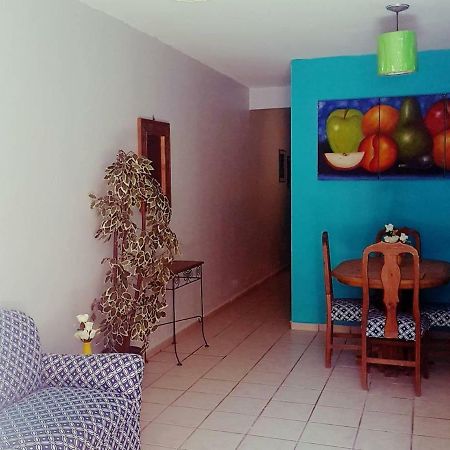 Hotel Y Suites Los Alcatraces León Dış mekan fotoğraf
